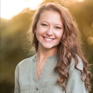 Meet your Posher, Devany